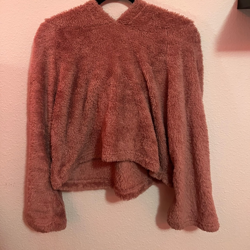 Fun, fluffy, (cropped) hooded sweatshirt (XS/S)